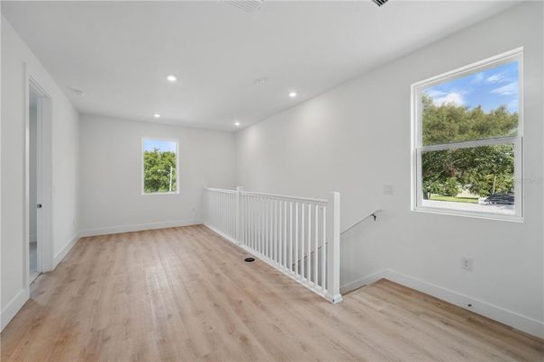 Interior, Recessed Lighting, Wood Texture Flooring