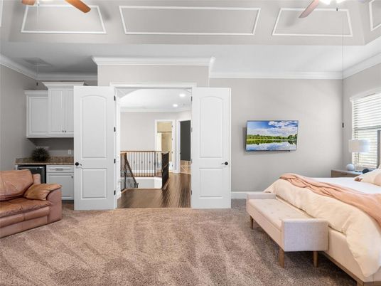 Interior, Recessed Lighting, Wood Texture Flooring