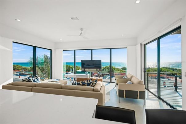 Interior, Living room, Recessed Lighting, Water