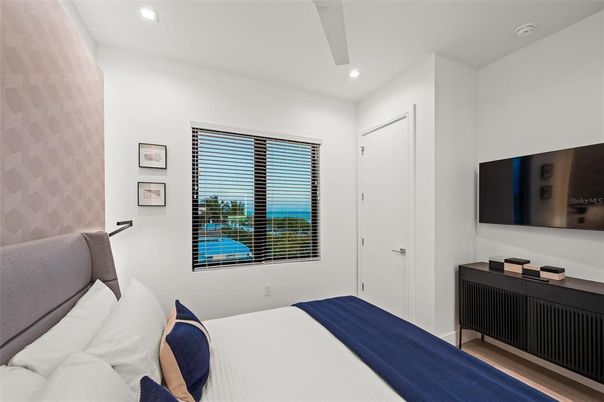 Bedroom, Interior, Recessed Lighting