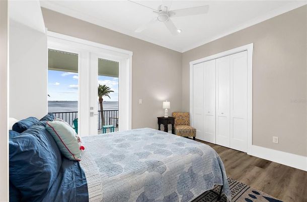 Bedroom, Interior, Water, Wood Texture Flooring