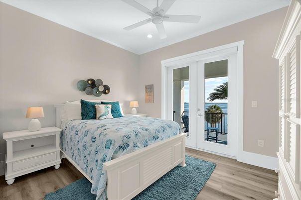Bedroom, Interior, Recessed Lighting, Water, Wood Texture Flooring