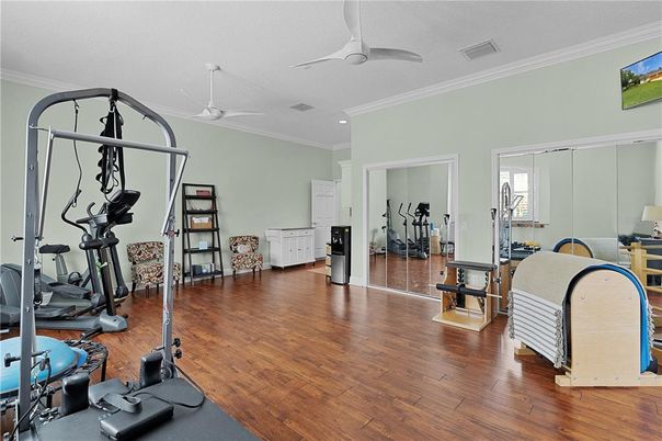 Fitness Equipment, Interior, Recessed Lighting, Wood Texture Flooring