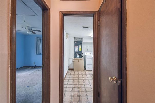 Interior, Washer