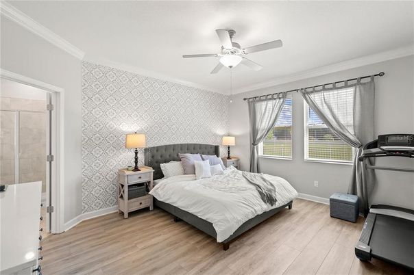 Bedroom, Fitness Equipment, Interior, Wood Texture Flooring