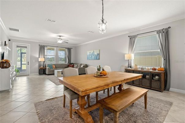 Dining room, Interior, Living room, Pendant Lights