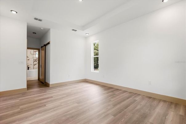 Empty room, Interior, Recessed Lighting, Wood Texture Flooring