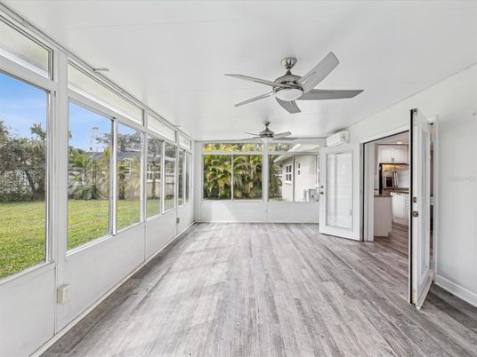 Interior, Sun Room, Wood Texture Flooring