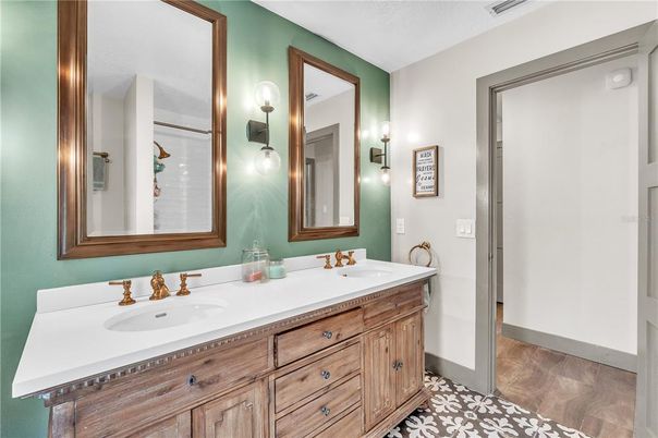 Bathroom, Dual Sink Vanities, Interior, Wood Texture Flooring