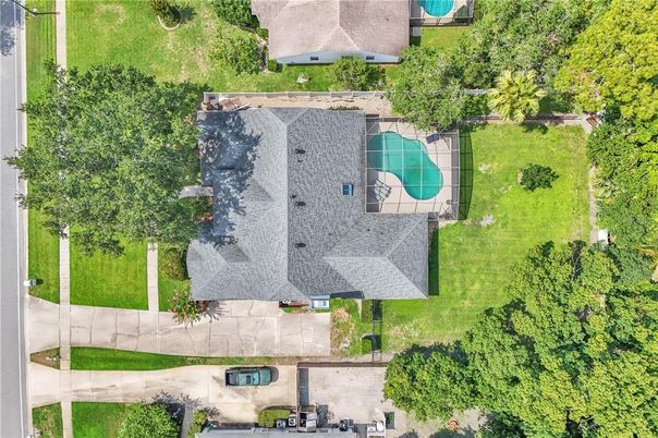 Exterior, Drone