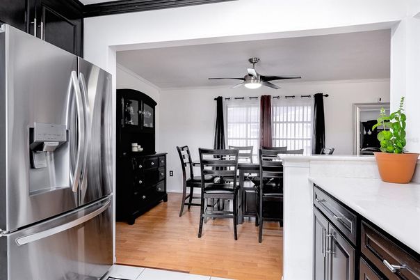 Dining room, Interior, Kitchen, Stainless Steel Appliances, Wood Texture Flooring