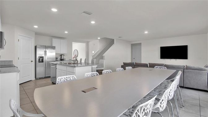 Interior, Kitchen, Living room, Recessed Lighting, Stainless Steel Appliances