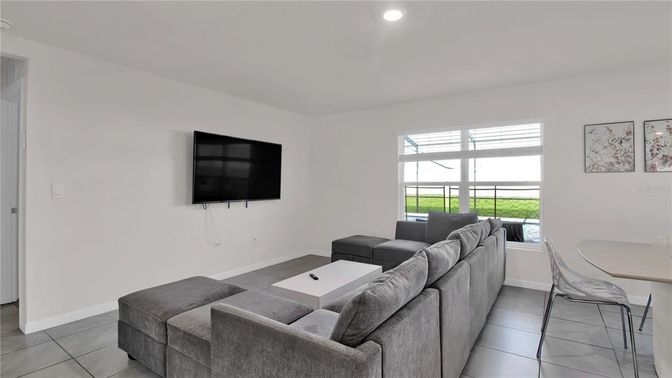 Dining room, Interior, Living room, Recessed Lighting