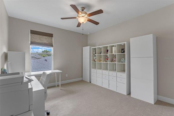 Home Office, Interior
