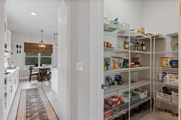 Dining room, Interior, Pendant Lights, Recessed Lighting