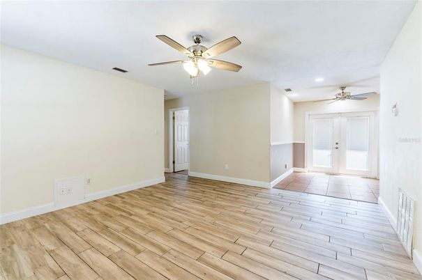Empty room, Interior, Recessed Lighting, Wood Texture Flooring