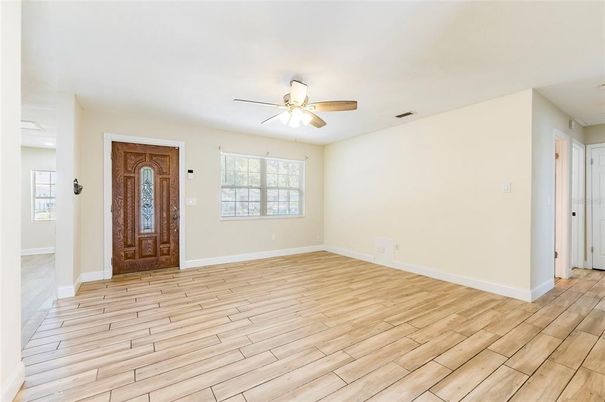 Empty room, Interior, Recessed Lighting, Wood Texture Flooring