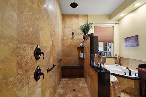 Bathroom, Interior, Recessed Lighting