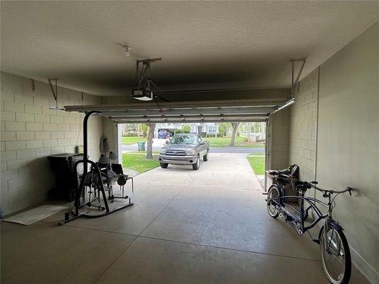 Garage, Interior