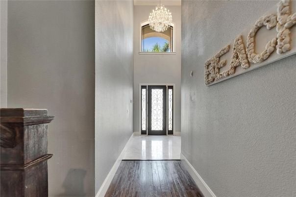 Chandelier, Interior, Wood Texture Flooring