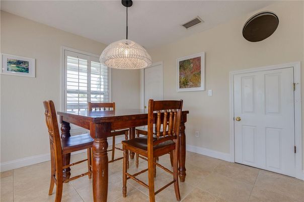 Dining room, Interior, Pendant Lights