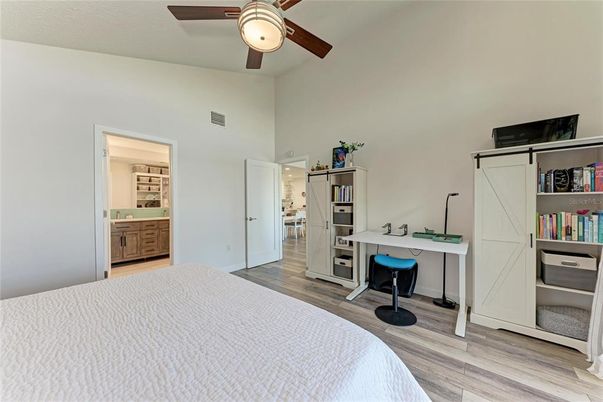 Bedroom, Home Office, Interior, Wood Texture Flooring