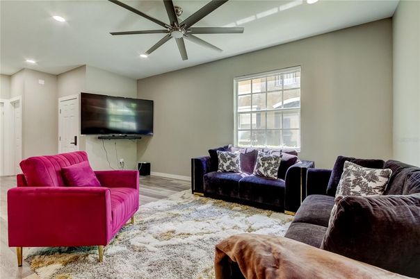 Interior, Living room, Recessed Lighting, Wood Texture Flooring