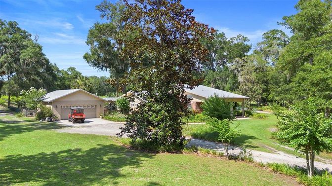 Backyard, Detached Garage, Exterior