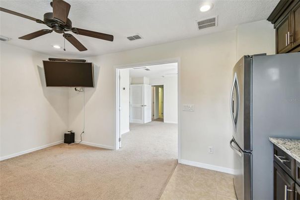 Empty room, Interior, Kitchen, Recessed Lighting