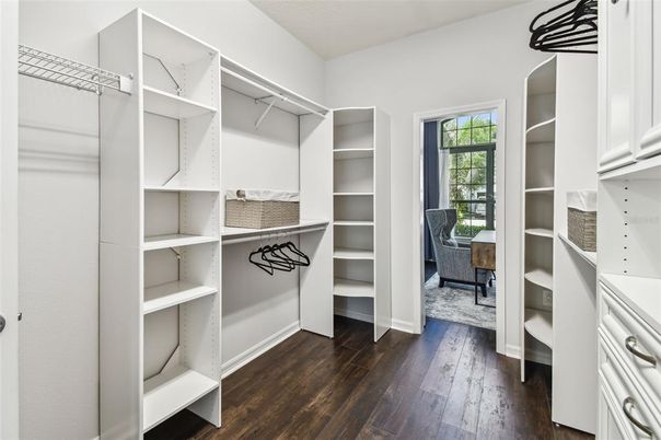 Interior, Walk-in Closets, Wood Texture Flooring