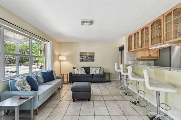 Interior, Kitchen, Living room, Stainless Steel Appliances