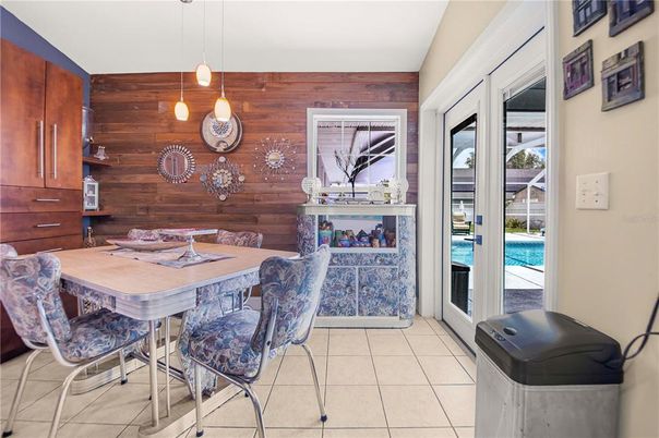 Dining room, Interior, Pendant Lights, Wooden Walls