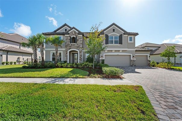 Attached, Exterior, Facade, Mediterranean