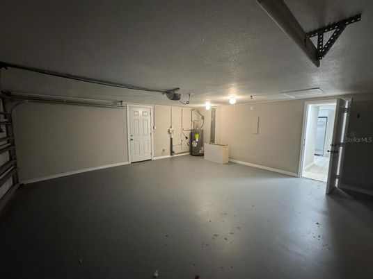 Garage, Interior