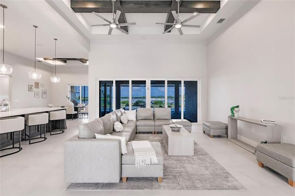 Interior, Living room, Pendant Lights, Recessed Lighting, Water