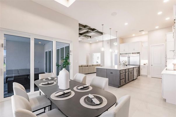 Dining room, Interior, Kitchen, Pendant Lights, Recessed Lighting, Stainless Steel Appliances