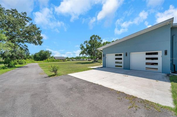 Backyard, Detached Garage, Exterior