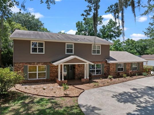 Exterior, Facade, Brick Facade, Split Level