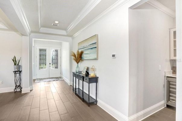 Interior, Recessed Lighting, Wood Texture Flooring