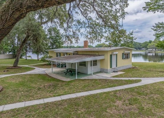 Backyard, Exterior, Water
