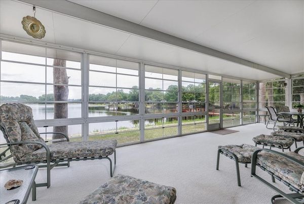 Interior, Sun Room, Water