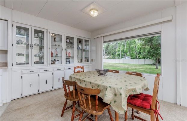 Dining room, Interior