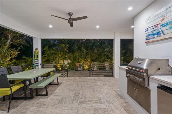 Exterior, Recessed Lighting