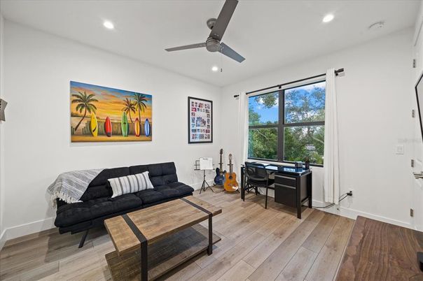 Home Office, Interior, Recessed Lighting, Wood Texture Flooring