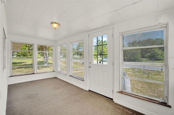 Empty room, Interior, Sun Room