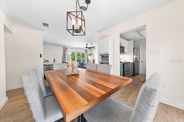 Dining room, Interior, Kitchen, Pendant Lights, Wood Texture Flooring