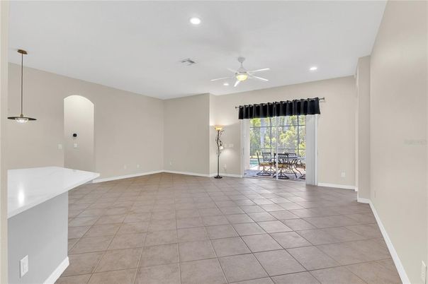 Empty room, Interior, Pendant Lights, Recessed Lighting