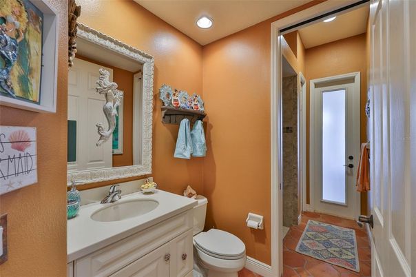 Bathroom, Interior, Recessed Lighting