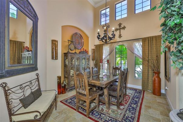 Chandelier, Dining room, Interior