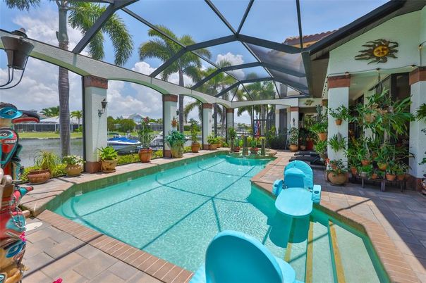Glass Ceilings, Interior, Pool, Sun Room, Water